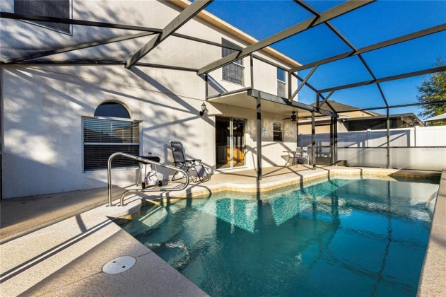 512 BLAKE AVENUE, DAVENPORT, Florida 33897, 5 Bedrooms Bedrooms, ,3 BathroomsBathrooms,Rental Properties,For Sale,BLAKE,O6000522