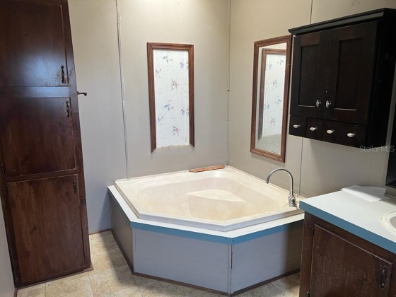 4975 FRUITVILLE AVENUE, LAKE WALES, Florida 33859, 3 Bedrooms Bedrooms, ,2 BathroomsBathrooms,Residential,For Sale,FRUITVILLE,T3353001