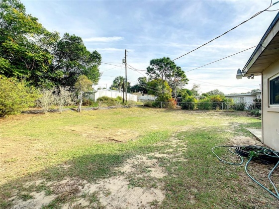 711 OSCEOLA AVENUE, LAKE WALES, Florida 33853, 3 Bedrooms Bedrooms, ,2 BathroomsBathrooms,Residential,For Sale,OSCEOLA,P4919074