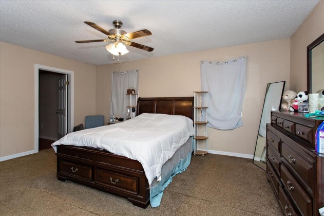 52 CATTLE TRAIL DRIVE, HAINES CITY, Florida 33844, 5 Bedrooms Bedrooms, ,2 BathroomsBathrooms,Residential,For Sale,CATTLE TRAIL,S5062227