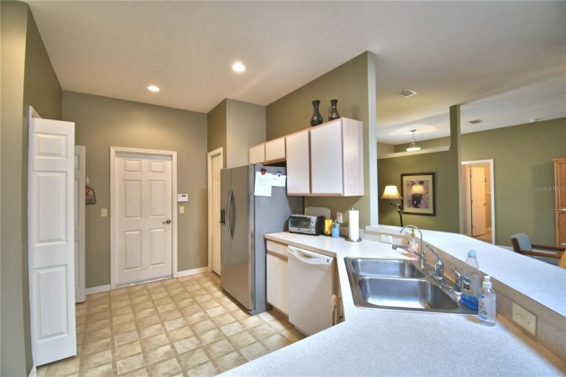 4465 TURNBERRY LANE, LAKE WALES, Florida 33859, 2 Bedrooms Bedrooms, ,2 BathroomsBathrooms,Rental Properties,For Sale,TURNBERRY,P4919284