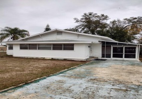 320 PALM AVENUE, FROSTPROOF, Florida 33843, 3 Bedrooms Bedrooms, ,2 BathroomsBathrooms,Residential,For Sale,PALM,A4524540