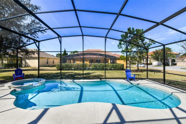 4053 OAKTREE DRIVE, DAVENPORT, Florida 33837, 14 Bedrooms Bedrooms, ,11 BathroomsBathrooms,Residential,For Sale,OAKTREE,S5062392