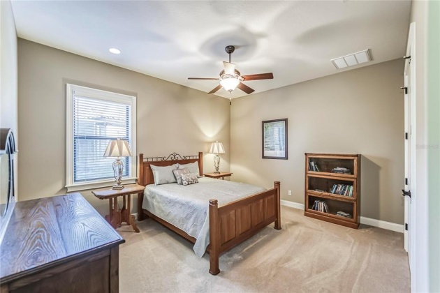 1918 HERITAGE LAKES BOULEVARD, LAKELAND, Florida 33803, 4 Bedrooms Bedrooms, ,3 BathroomsBathrooms,Residential,For Sale,HERITAGE LAKES,L4927677