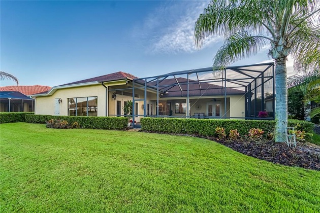 1918 HERITAGE LAKES BOULEVARD, LAKELAND, Florida 33803, 4 Bedrooms Bedrooms, ,3 BathroomsBathrooms,Residential,For Sale,HERITAGE LAKES,L4927677