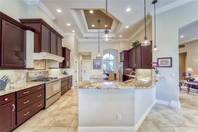 1918 HERITAGE LAKES BOULEVARD, LAKELAND, Florida 33803, 4 Bedrooms Bedrooms, ,3 BathroomsBathrooms,Residential,For Sale,HERITAGE LAKES,L4927677