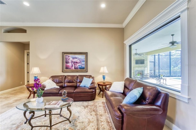 1918 HERITAGE LAKES BOULEVARD, LAKELAND, Florida 33803, 4 Bedrooms Bedrooms, ,3 BathroomsBathrooms,Residential,For Sale,HERITAGE LAKES,L4927677