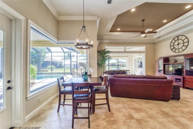 1918 HERITAGE LAKES BOULEVARD, LAKELAND, Florida 33803, 4 Bedrooms Bedrooms, ,3 BathroomsBathrooms,Residential,For Sale,HERITAGE LAKES,L4927677