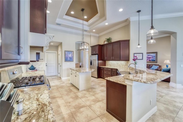 1918 HERITAGE LAKES BOULEVARD, LAKELAND, Florida 33803, 4 Bedrooms Bedrooms, ,3 BathroomsBathrooms,Residential,For Sale,HERITAGE LAKES,L4927677