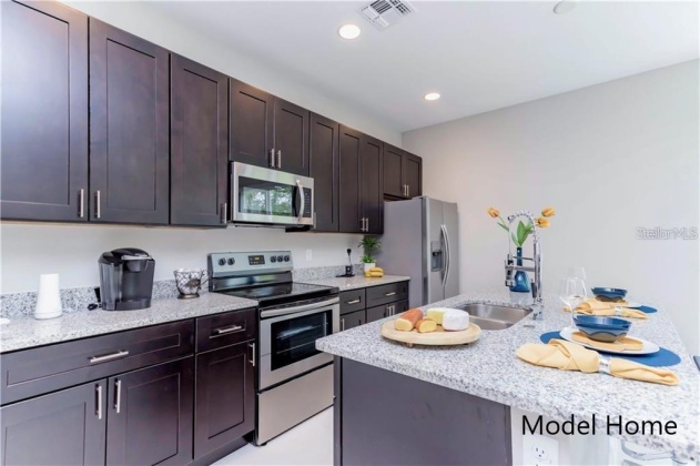 1807 SUPERIOR PLACE, POINCIANA, Florida 34759, 4 Bedrooms Bedrooms, ,2 BathroomsBathrooms,Rental Properties,For Sale,SUPERIOR,O6004790