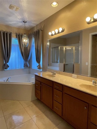323 LAKE VISTA DRIVE, AUBURNDALE, Florida 33823, 4 Bedrooms Bedrooms, ,2 BathroomsBathrooms,Rental Properties,For Sale,LAKE VISTA,O6004651