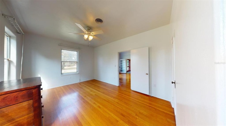 418 PARK AVENUE, LAKE WALES, Florida 33853, 3 Bedrooms Bedrooms, ,2 BathroomsBathrooms,Residential,For Sale,PARK,O6005424