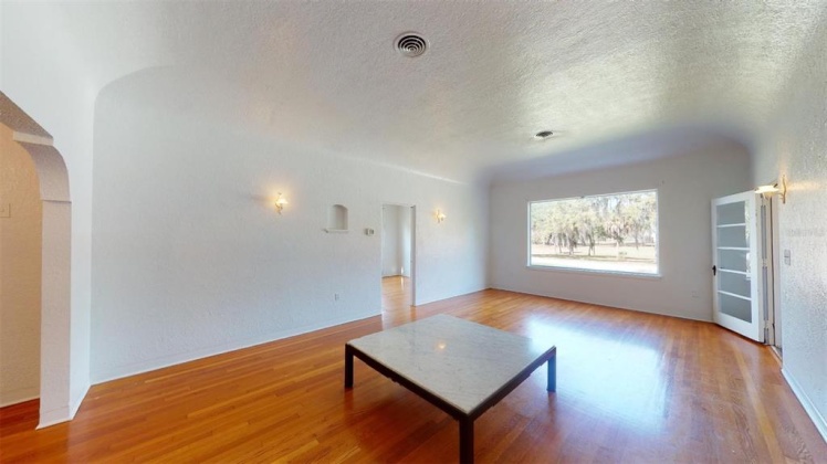 418 PARK AVENUE, LAKE WALES, Florida 33853, 3 Bedrooms Bedrooms, ,2 BathroomsBathrooms,Residential,For Sale,PARK,O6005424