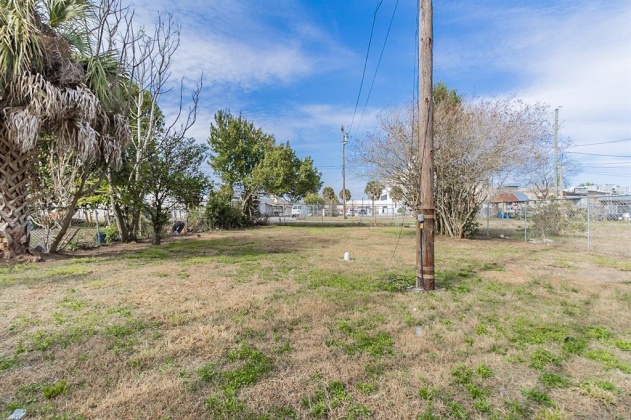 18 TILLMAN AVENUE, LAKE WALES, Florida 33853, 3 Bedrooms Bedrooms, ,2 BathroomsBathrooms,Residential,For Sale,TILLMAN,O6004421