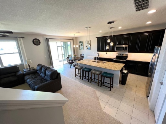 2113 CROFTON AVENUE, DAVENPORT, Florida 33837, 6 Bedrooms Bedrooms, ,4 BathroomsBathrooms,Residential,For Sale,CROFTON,GC502746