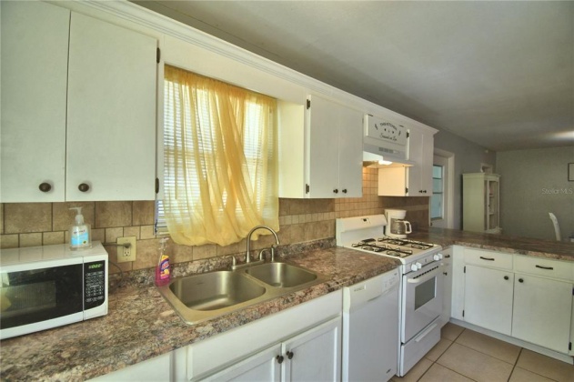 1915 US HIGHWAY 17, FORT MEADE, Florida 33841, 5 Bedrooms Bedrooms, ,3 BathroomsBathrooms,Residential,For Sale,US HIGHWAY 17,P4919532