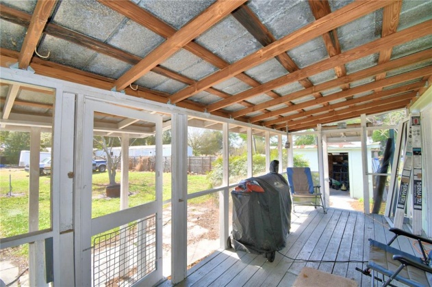 1915 US HIGHWAY 17, FORT MEADE, Florida 33841, 5 Bedrooms Bedrooms, ,3 BathroomsBathrooms,Residential,For Sale,US HIGHWAY 17,P4919532