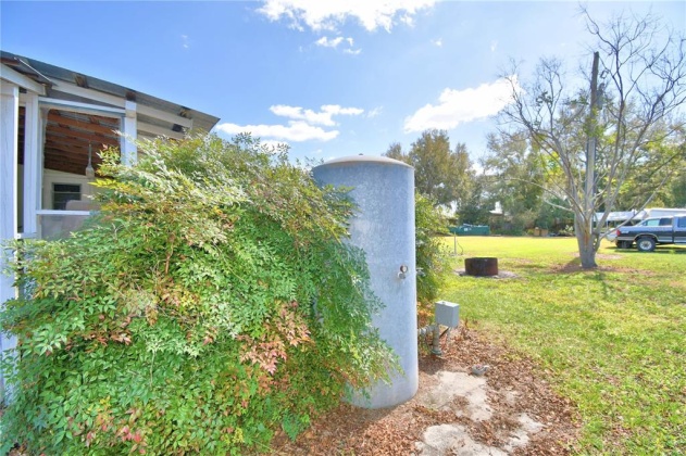 1915 US HIGHWAY 17, FORT MEADE, Florida 33841, 5 Bedrooms Bedrooms, ,3 BathroomsBathrooms,Residential,For Sale,US HIGHWAY 17,P4919532