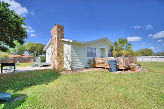 1915 US HIGHWAY 17, FORT MEADE, Florida 33841, 5 Bedrooms Bedrooms, ,3 BathroomsBathrooms,Residential,For Sale,US HIGHWAY 17,P4919532