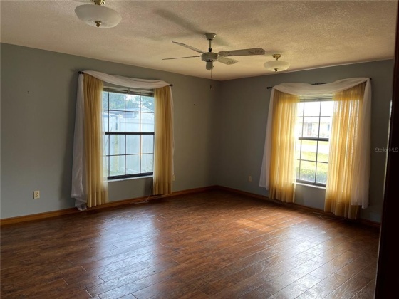 3002 HELMS DRIVE, AUBURNDALE, Florida 33823, 3 Bedrooms Bedrooms, ,2 BathroomsBathrooms,Residential,For Sale,HELMS,P4919374