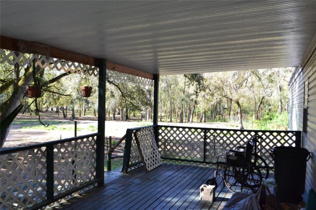 2816 CREEK DRIVE, MULBERRY, Florida 33860, 2 Bedrooms Bedrooms, ,2 BathroomsBathrooms,Residential,For Sale,CREEK,U8151957