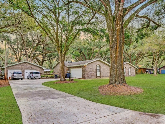 7431 OAK HAVEN DRIVE, LAKELAND, Florida 33810, 4 Bedrooms Bedrooms, ,2 BathroomsBathrooms,Residential,For Sale,OAK HAVEN,O6003623