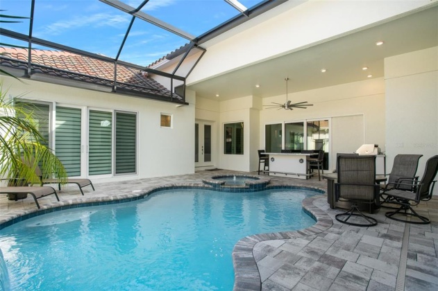 2580 LANCASTER RIDGE DRIVE, DAVENPORT, Florida 33837, 4 Bedrooms Bedrooms, ,3 BathroomsBathrooms,Residential,For Sale,LANCASTER RIDGE,O6006374