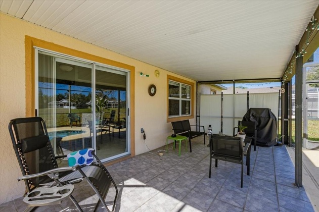 526 SUNRIDGE WOODS BOULEVARD, DAVENPORT, Florida 33837, 3 Bedrooms Bedrooms, ,2 BathroomsBathrooms,Residential,For Sale,SUNRIDGE WOODS,O6006103