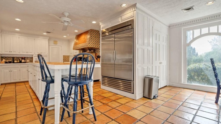 2300 SCENIC HIGHWAY, LAKE WALES, Florida 33898, 6 Bedrooms Bedrooms, ,7 BathroomsBathrooms,Residential,For Sale,SCENIC,P4919590