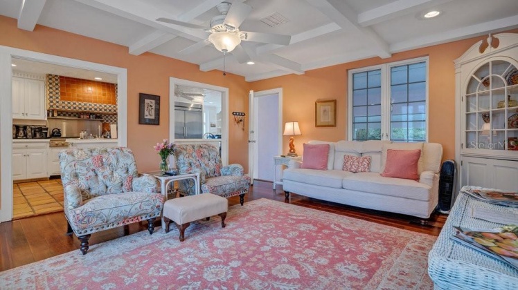 2300 SCENIC HIGHWAY, LAKE WALES, Florida 33898, 6 Bedrooms Bedrooms, ,7 BathroomsBathrooms,Residential,For Sale,SCENIC,P4919590