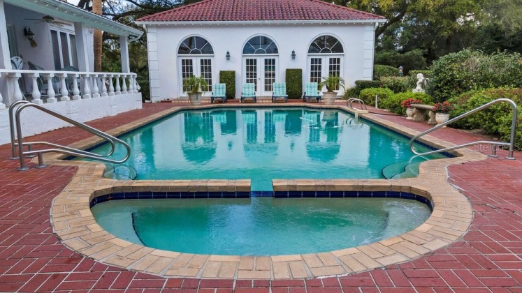 2300 SCENIC HIGHWAY, LAKE WALES, Florida 33898, 6 Bedrooms Bedrooms, ,7 BathroomsBathrooms,Residential,For Sale,SCENIC,P4919590