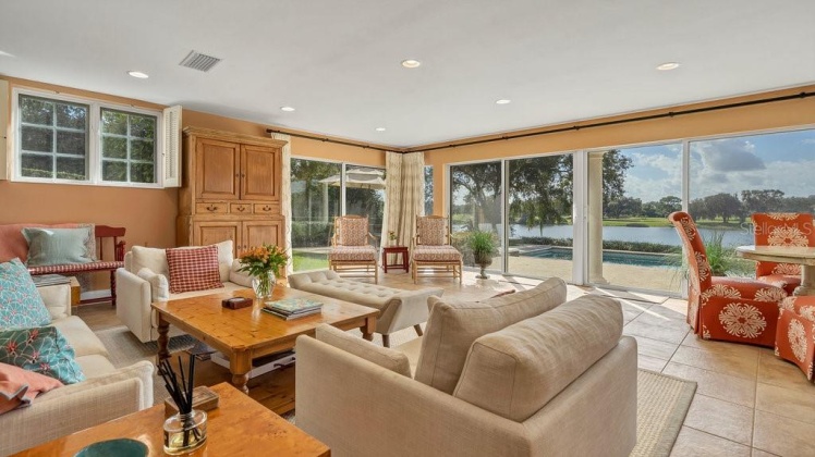 2300 SCENIC HIGHWAY, LAKE WALES, Florida 33898, 4 Bedrooms Bedrooms, ,4 BathroomsBathrooms,Residential,For Sale,SCENIC,P4919605