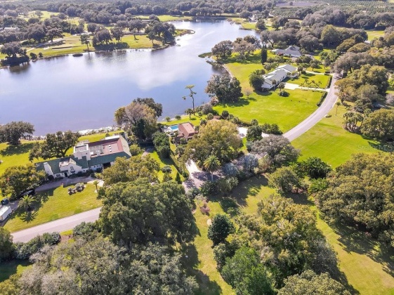 2300 SCENIC HIGHWAY, LAKE WALES, Florida 33898, 4 Bedrooms Bedrooms, ,4 BathroomsBathrooms,Residential,For Sale,SCENIC,P4919605