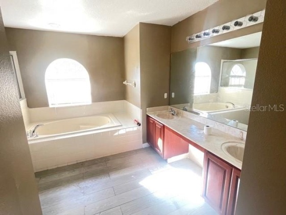 1403 KISSIMMEE COURT, POINCIANA, Florida 34759, 4 Bedrooms Bedrooms, ,2 BathroomsBathrooms,Residential,For Sale,KISSIMMEE,O5960119