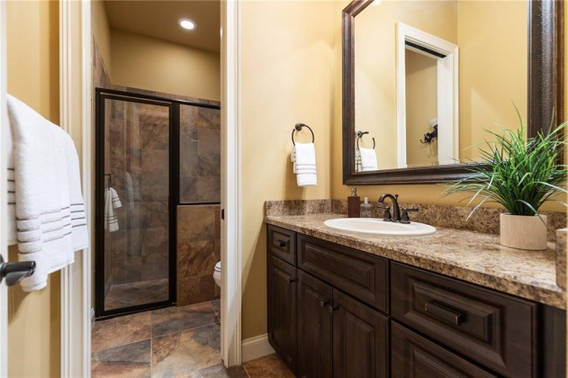 210 CANTERWOOD LANE, MULBERRY, Florida 33860, 4 Bedrooms Bedrooms, ,4 BathroomsBathrooms,Residential,For Sale,CANTERWOOD,L4927174