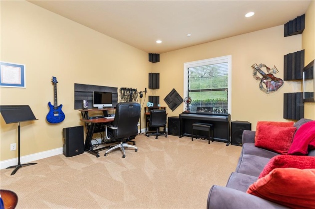 210 CANTERWOOD LANE, MULBERRY, Florida 33860, 4 Bedrooms Bedrooms, ,4 BathroomsBathrooms,Residential,For Sale,CANTERWOOD,L4927174