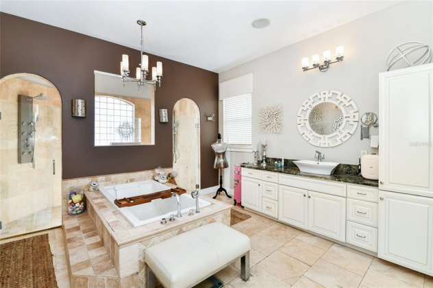 POLK CITY, Florida 33868, 4 Bedrooms Bedrooms, ,3 BathroomsBathrooms,Residential,For Sale,S5062947