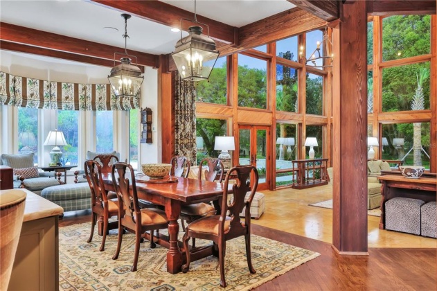 4015 COUNTRY CLUB ROAD, WINTER HAVEN, Florida 33881, 4 Bedrooms Bedrooms, ,4 BathroomsBathrooms,Residential,For Sale,COUNTRY CLUB,L4928297