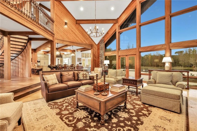 4015 COUNTRY CLUB ROAD, WINTER HAVEN, Florida 33881, 4 Bedrooms Bedrooms, ,4 BathroomsBathrooms,Residential,For Sale,COUNTRY CLUB,L4928297