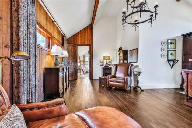 4015 COUNTRY CLUB ROAD, WINTER HAVEN, Florida 33881, 4 Bedrooms Bedrooms, ,4 BathroomsBathrooms,Residential,For Sale,COUNTRY CLUB,L4928297