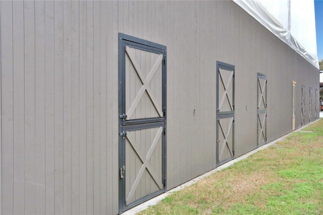 4015 COUNTRY CLUB ROAD, WINTER HAVEN, Florida 33881, 4 Bedrooms Bedrooms, ,4 BathroomsBathrooms,Residential,For Sale,COUNTRY CLUB,L4928297