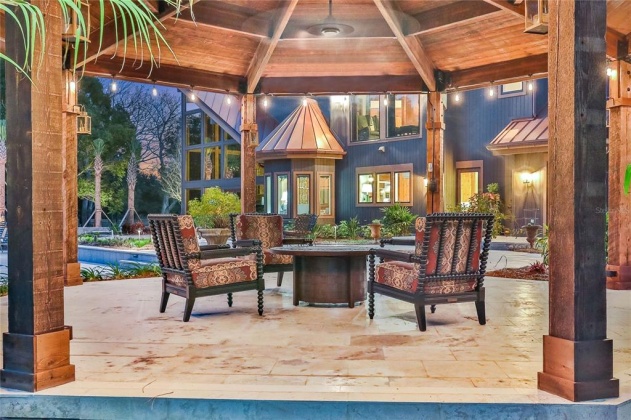 4015 COUNTRY CLUB ROAD, WINTER HAVEN, Florida 33881, 4 Bedrooms Bedrooms, ,4 BathroomsBathrooms,Residential,For Sale,COUNTRY CLUB,L4928297