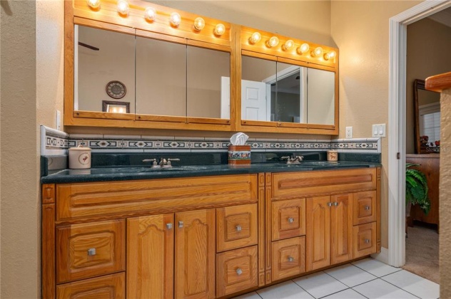 843 TIGER LAKE ROAD, LAKE WALES, Florida 33898, 3 Bedrooms Bedrooms, ,2 BathroomsBathrooms,Residential,For Sale,TIGER LAKE,P4919652