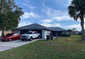 504 BLACKBIRD LANE, POINCIANA, Florida 34759, 2 Bedrooms Bedrooms, ,1 BathroomBathrooms,Rental Properties,For Sale,BLACKBIRD,S5063614