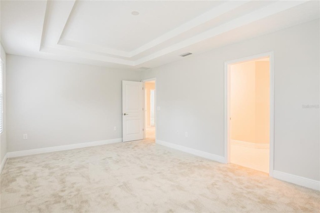 1829 CHEROKEE TRAIL, LAKELAND, Florida 33803, 3 Bedrooms Bedrooms, ,3 BathroomsBathrooms,Residential,For Sale,CHEROKEE,T3358108