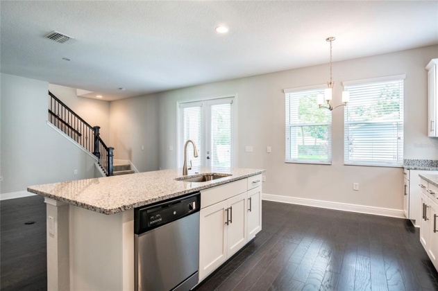 1829 CHEROKEE TRAIL, LAKELAND, Florida 33803, 3 Bedrooms Bedrooms, ,3 BathroomsBathrooms,Residential,For Sale,CHEROKEE,T3358108