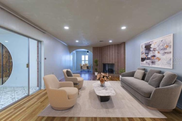 417 LAKE FLORENCE DRIVE, WINTER HAVEN, Florida 33884, 5 Bedrooms Bedrooms, ,4 BathroomsBathrooms,Residential,For Sale,LAKE FLORENCE,O6007694