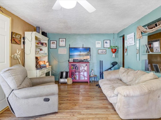 40 SUNSET CIRCLE, LAKE ALFRED, Florida 33850, 3 Bedrooms Bedrooms, ,2 BathroomsBathrooms,Residential,For Sale,SUNSET CIRCLE,O6007734