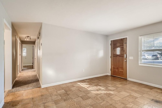 133 WHITMAN ROAD, WINTER HAVEN, Florida 33884, 3 Bedrooms Bedrooms, ,2 BathroomsBathrooms,Residential,For Sale,WHITMAN,W7842236