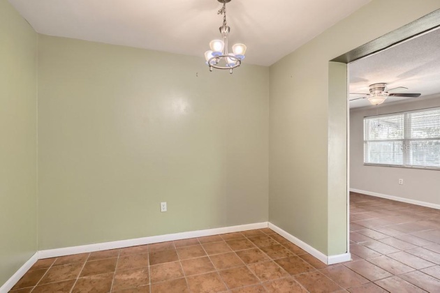 133 WHITMAN ROAD, WINTER HAVEN, Florida 33884, 3 Bedrooms Bedrooms, ,2 BathroomsBathrooms,Residential,For Sale,WHITMAN,W7842236